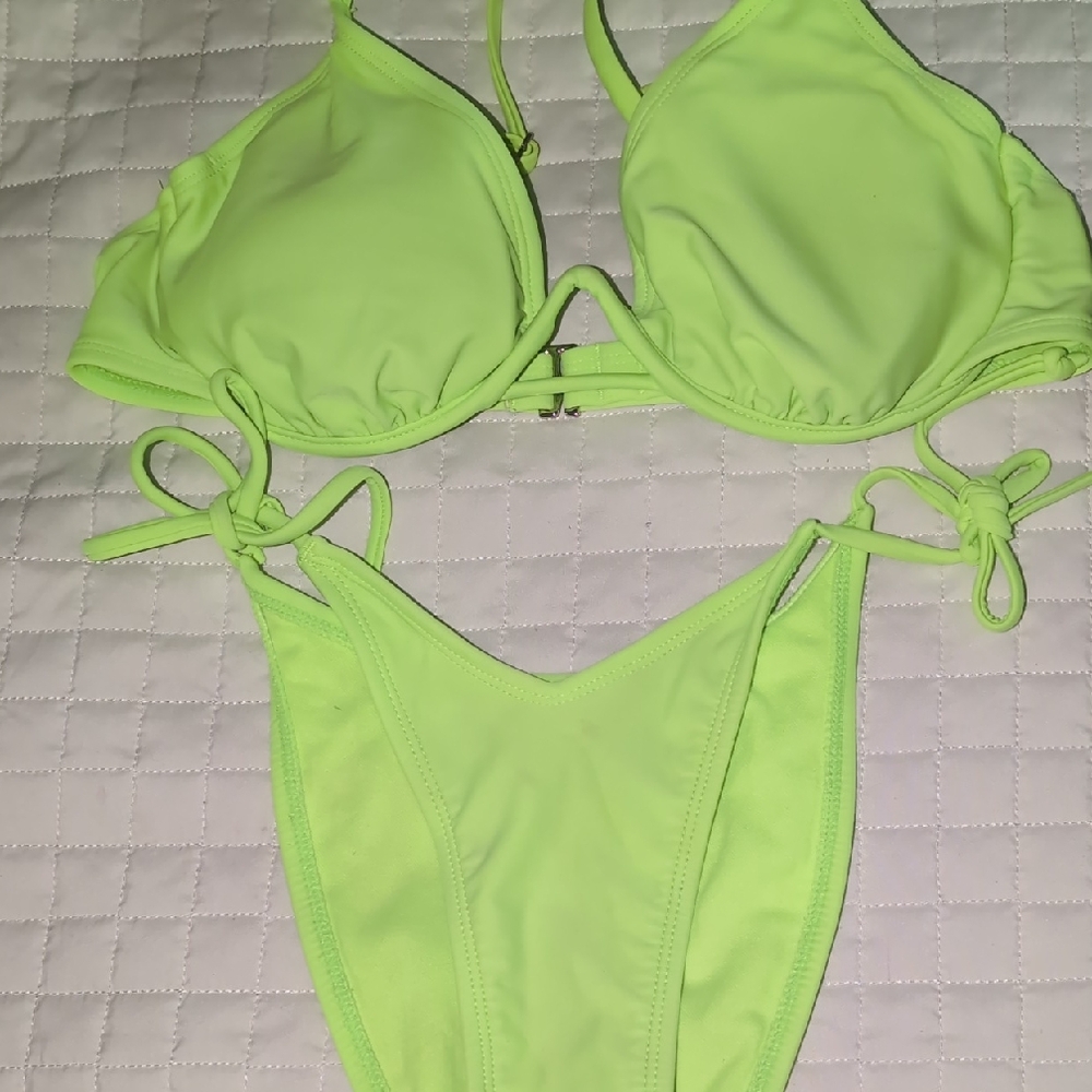 Xhilaration Bright Green Bikini Set